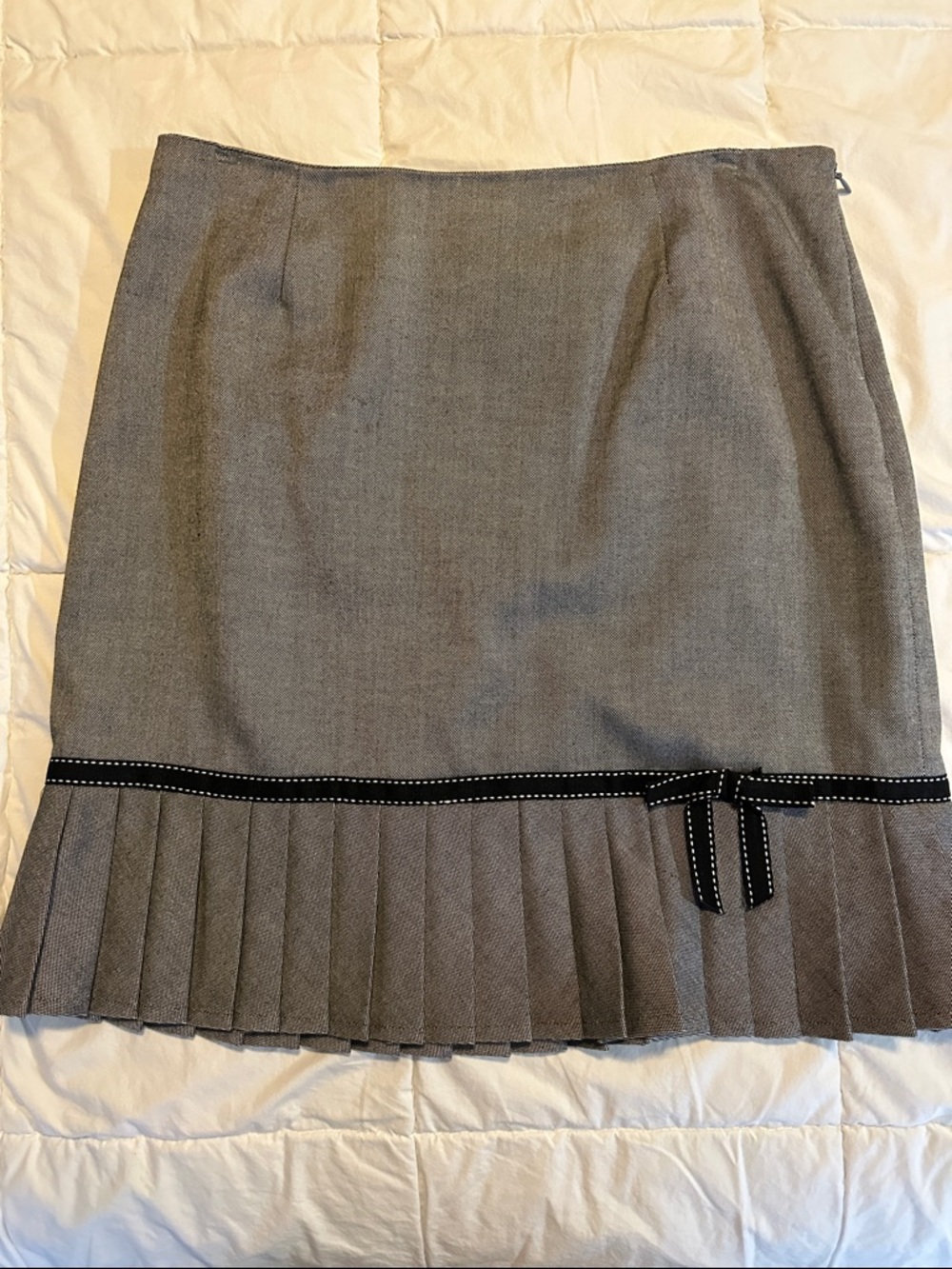 Nygard Gray Pleated Hem Women's Skirt with Ribbon Trim